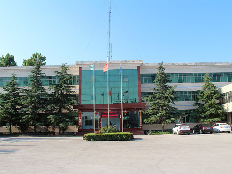 公司響應(yīng)國家環(huán)保要求，對(duì)企業(yè)進(jìn)行土壤檢測(cè)，各項(xiàng)檢測(cè)結(jié)果均達(dá)標(biāo)